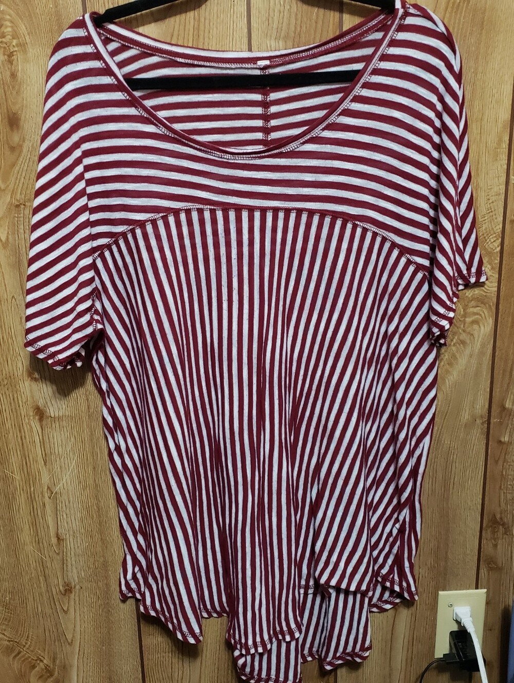 2X red & white stripe super light weight Optical Illusion Retro Chic Summer Fits